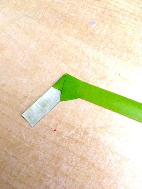Basteln nach Weihnachten 2/3: Sterne aus Geschenkpapier