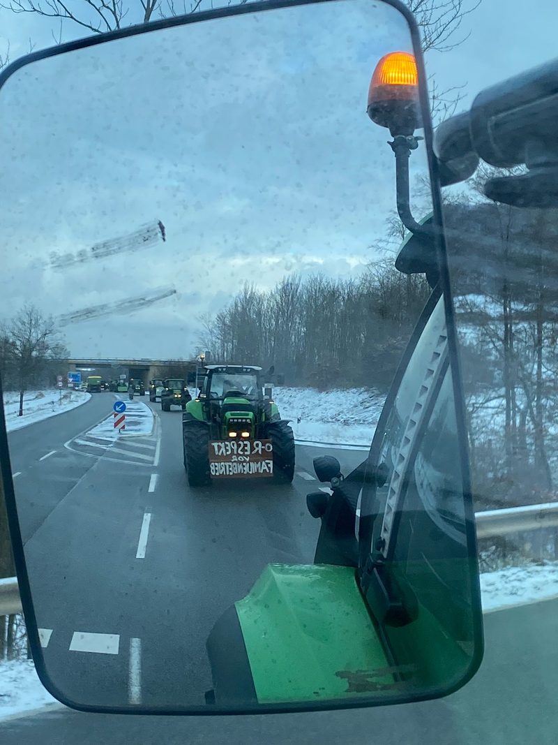 Deutsche Bauern legen Autobahnen lahm: «Es ist Wahnsinn, was hier los ist»