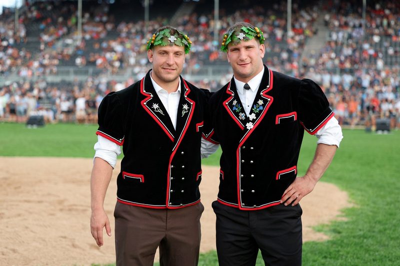 Schwingerkönig Wicki und die starken Bauern