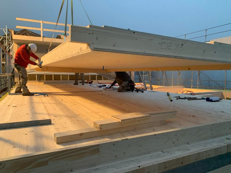 Ein Holzbau lohnt sich – wie eine langlebige Kuh, findet Familie Kottmann