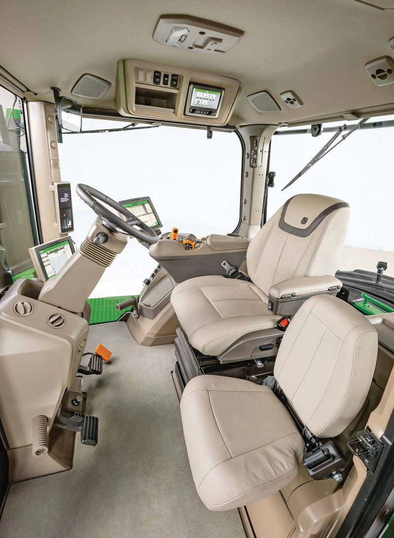 Die John Deere Serie 9 ist die Farm Machine 2022 in der Kategorie Traktor XXL