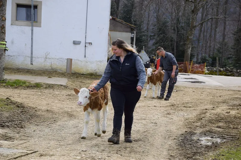 Die Zwillinge Enaya und Enara, beides Lorado-Töchter.