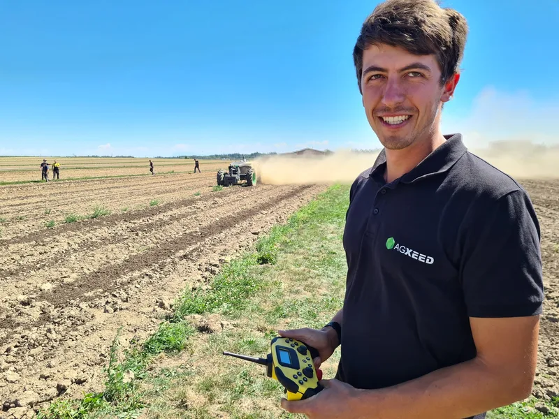 Die Serco Landtechnik AG wird mit AgXeed zum Feldroboter-Spezialisten