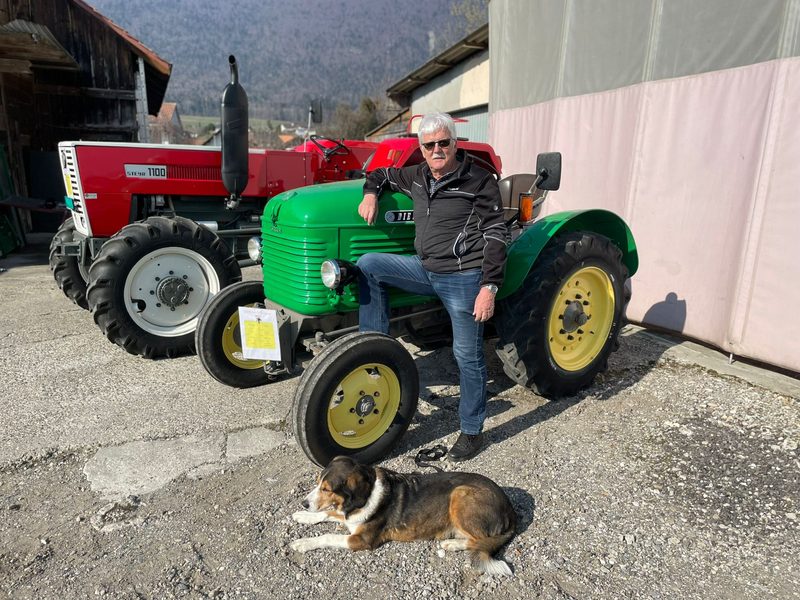 Kurt Bitzi besitzt zehn Steyr-Traktoren aus allen Epochen