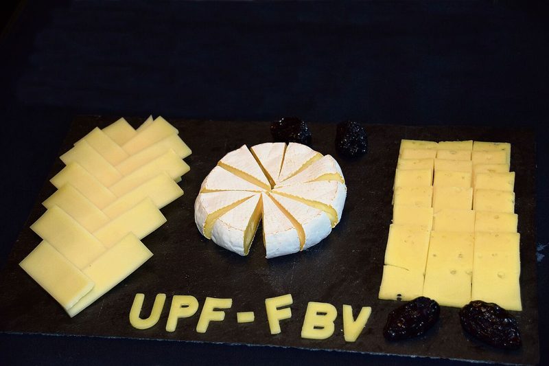 Am Pressefrühstück bot die Familie Pittet nur regionalen Käse an. Dabei durfte der Gruyère AOP und Le Vacherin nicht fehlen.
