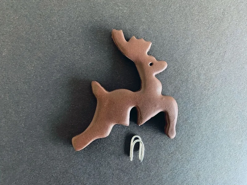 Hält sich über Jahre: Aufsteckhirsch aus Fimo.