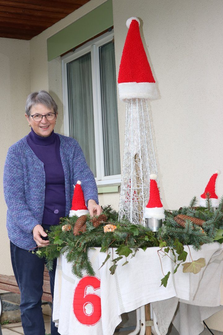 Erika Hubeli hat 66 Adventsfenster und 1000 Ideen