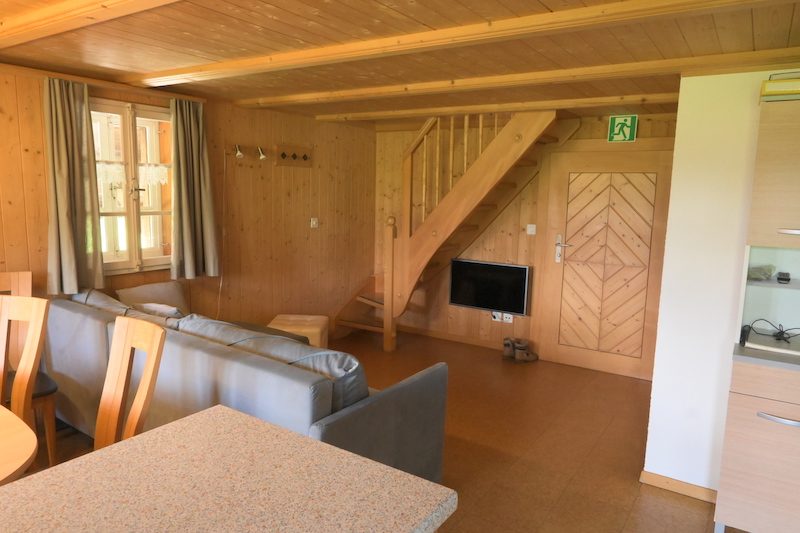 Hof Bachgut im Emmental: Im Hot Pot die Aussicht geniessen