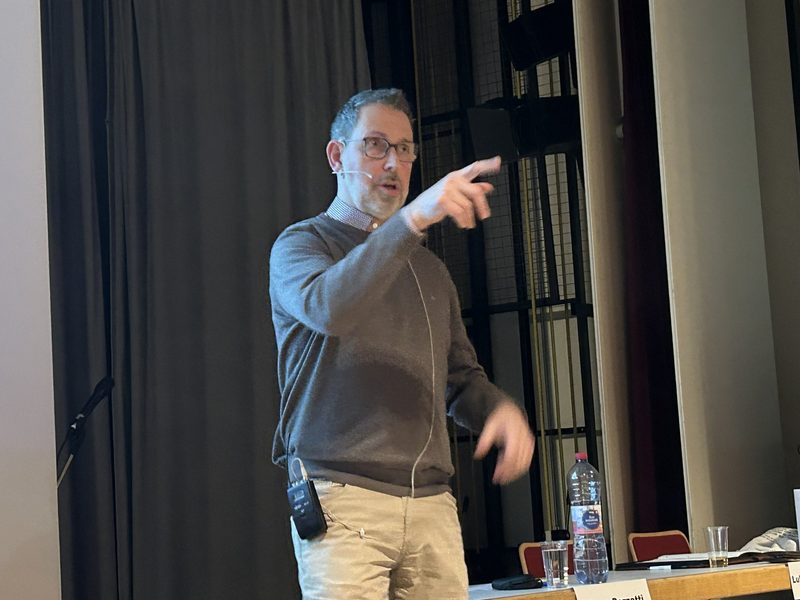 Zürcher Amtschef Marco Pezzatti im Kreuzfeuer