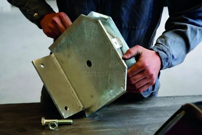 Röösli Stalltech für neue Seilzugschieber-Entmistungen und alte Entmistungsanlagen