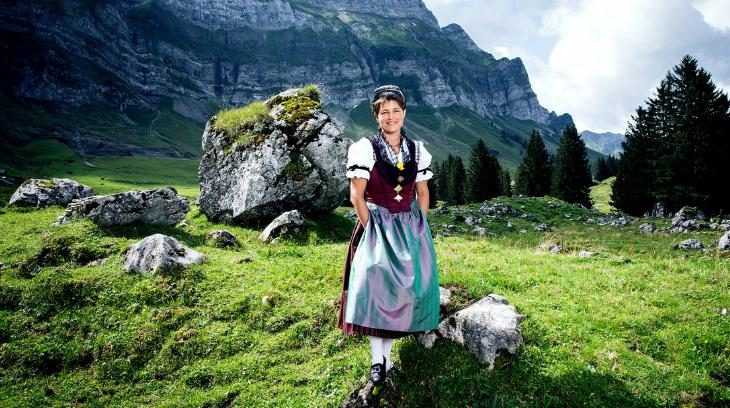 «SRF bi de Lüt – Landfrauenküche»: Marianne Dietrich kocht «Handgelenk mal Pi» und schnell