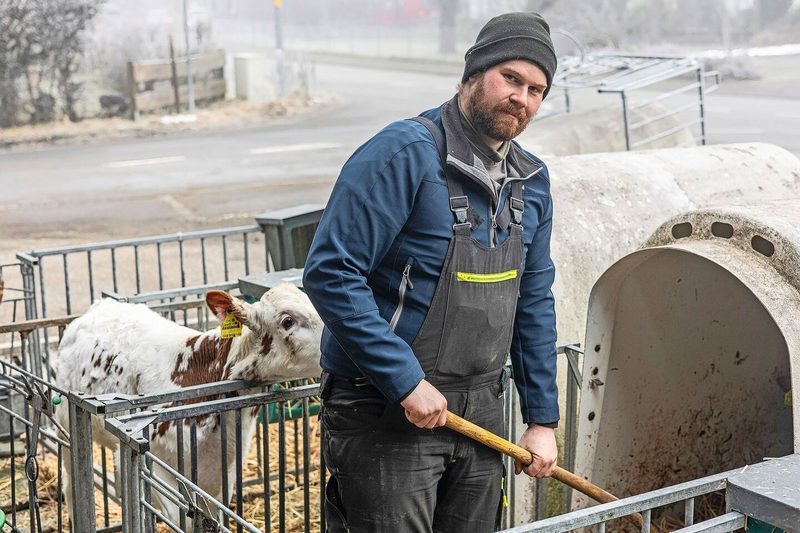 In der Tierhaltung sieht Hannes Kunz eine Zukunft für den Betrieb in Ersigen.