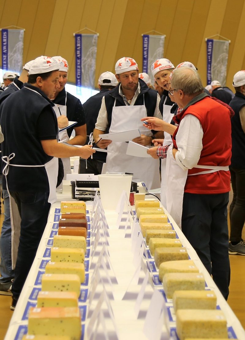 Marc Delacombaz ist mit seinem Gruyère AOP Käse-Schweizermeister 2022
