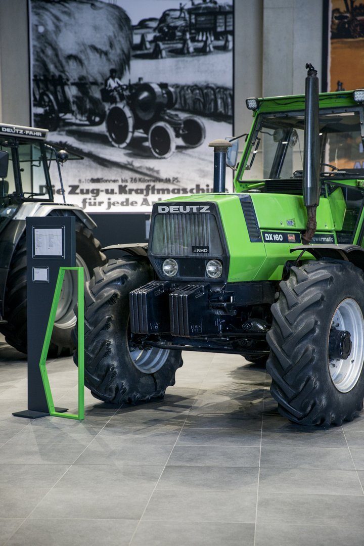 Traktorenserie Magazn die Grüne -Fahr Deutz in Lauingen