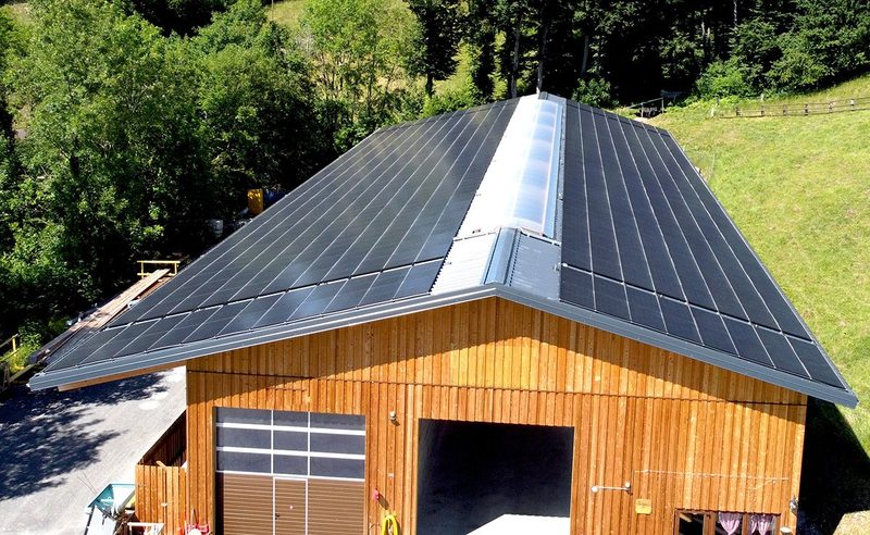 Lassen Sie Ihr Dach Solarstrom produzieren