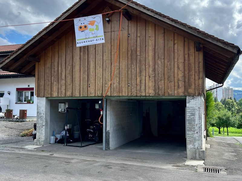 «Die Kinder kommen aus allen Himmelsrichtungen zu uns in die Bauernhof-Kita»