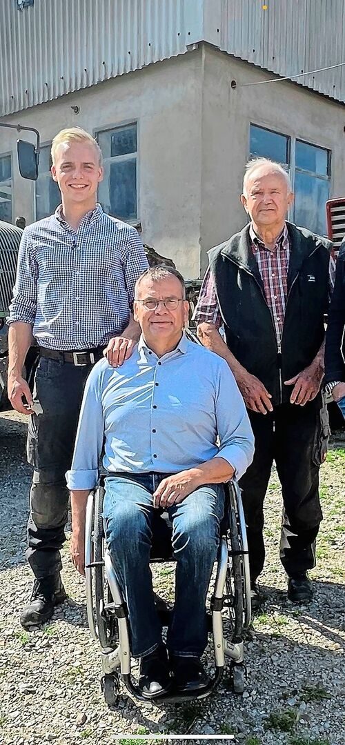 Drei Generationen Messerschmidt: Malte mit seinem Vater und Opa.