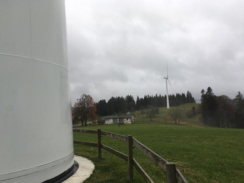 Windräder liefern sauberen Strom an sonnenlosen Tagen