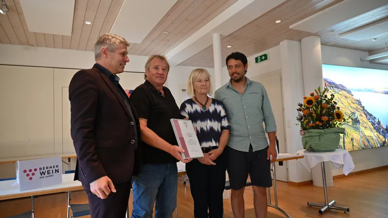 Die Winzer Sandra und Remo Giauque-Kunz gewinnen den Berner Weinwettbewerb